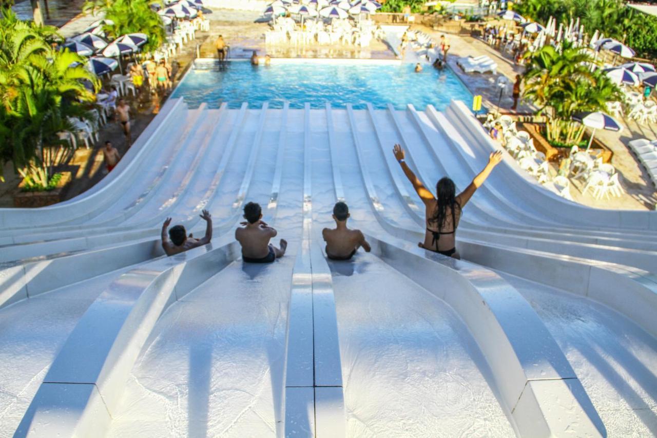 Diroma Com Um Dia No Acqua Park, Splash E Slide Apartamento