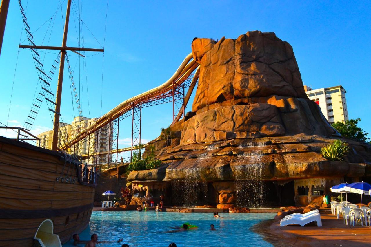 公寓 Diroma Com Um Dia No Acqua Park, Splash E Slide Caldas Novas