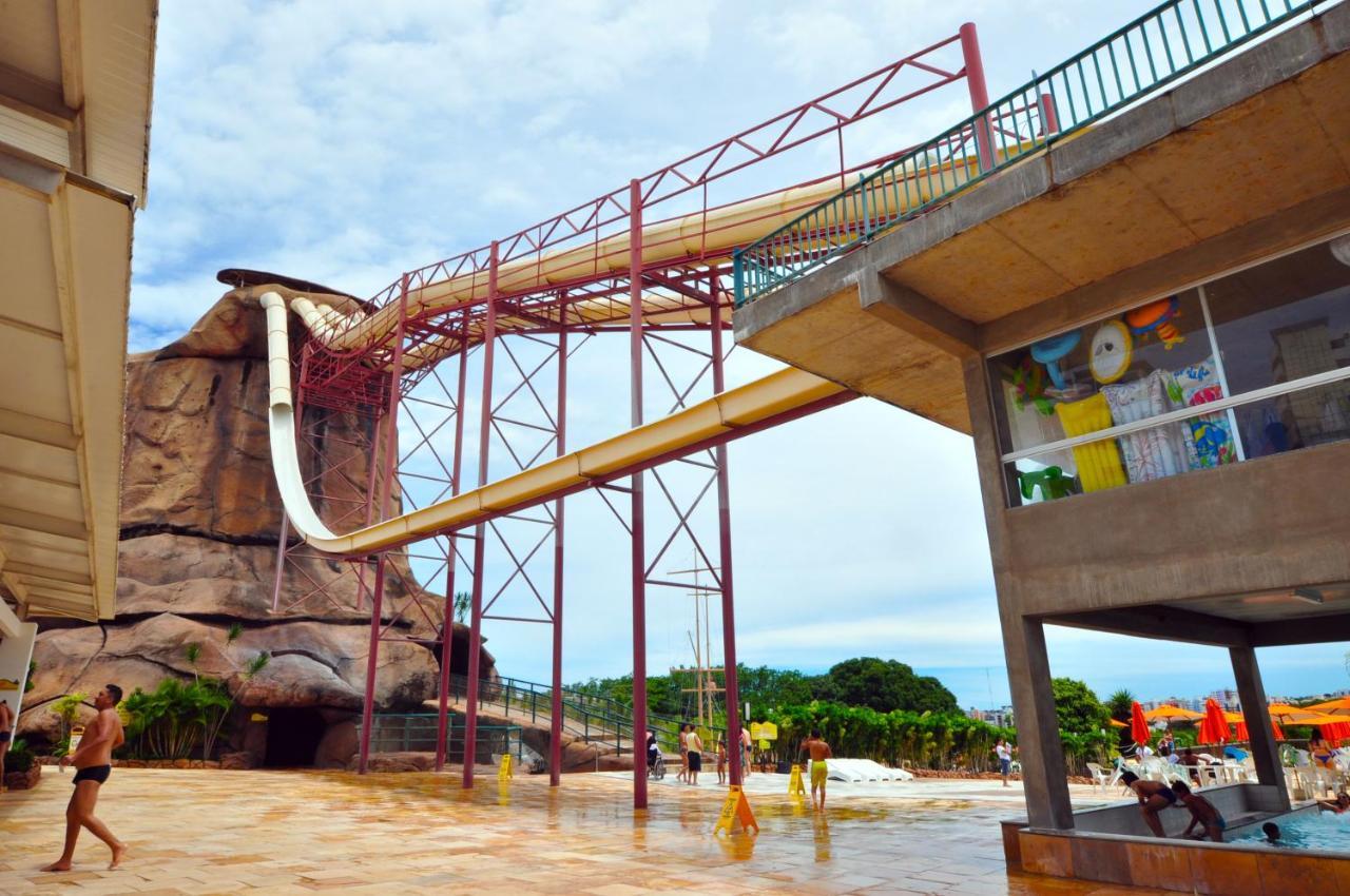 Diroma Com Um Dia No Acqua Park, Splash E Slide * Caldas Novas