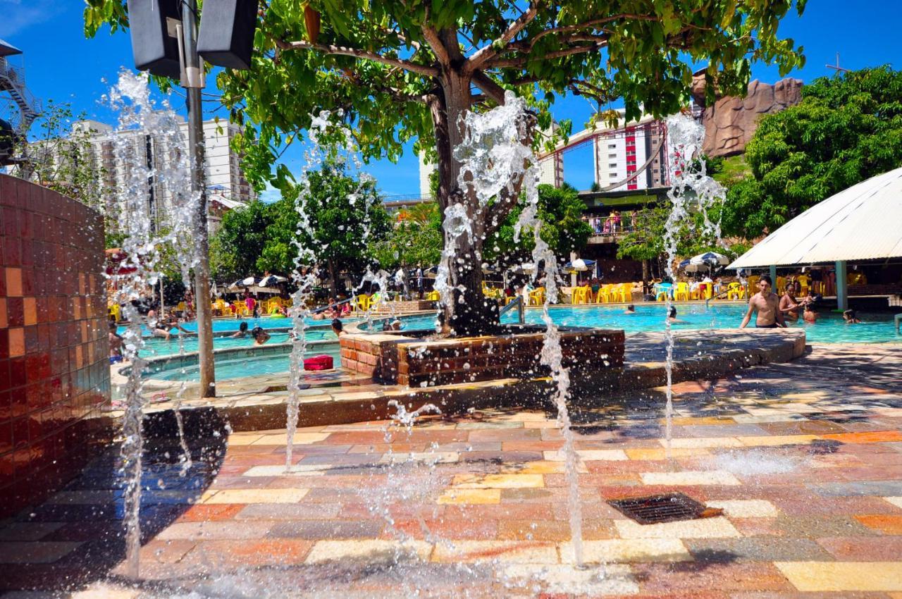 Diroma Com Um Dia No Acqua Park, Splash E Slide *