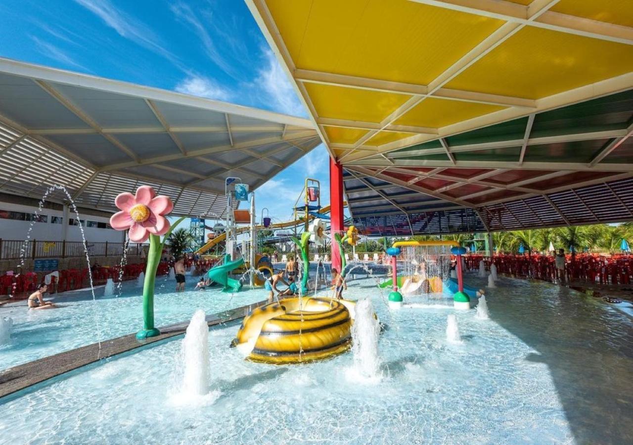 公寓 Diroma Com Um Dia No Acqua Park, Splash E Slide Caldas Novas